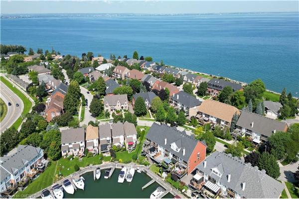 128 Edgewater Drive, Stoney Creek