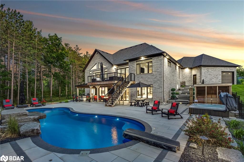 105 Mennill Drive