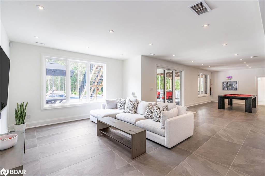 105 Mennill Drive
