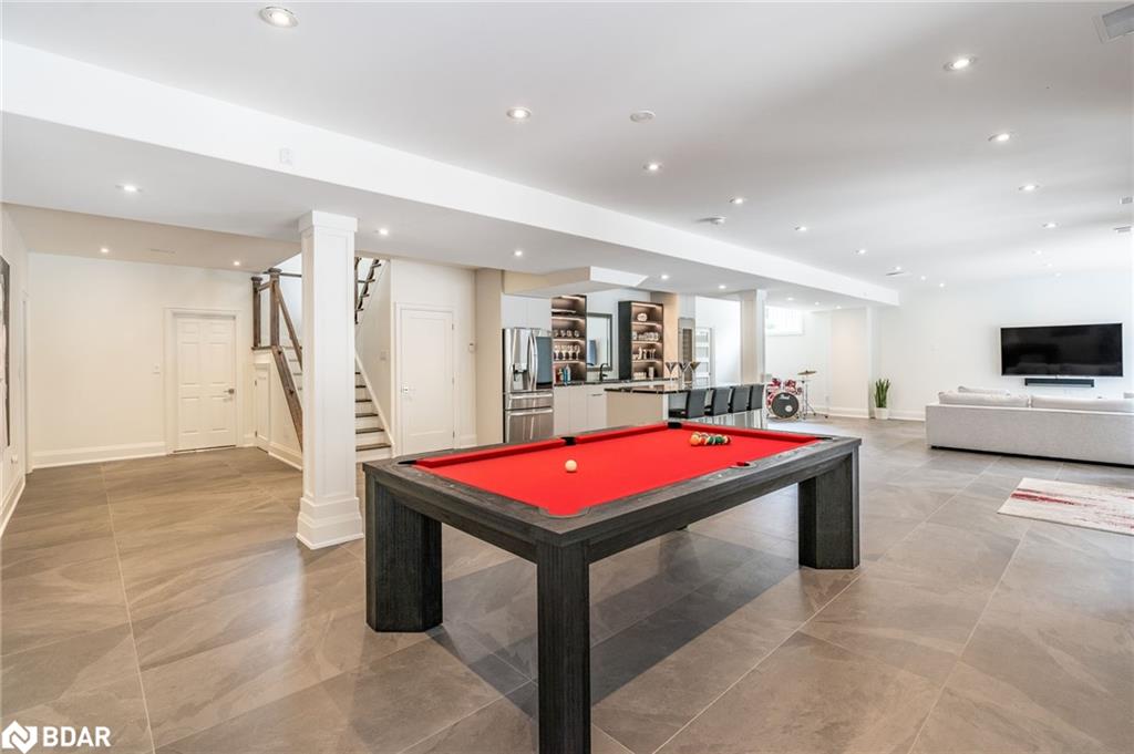 105 Mennill Drive