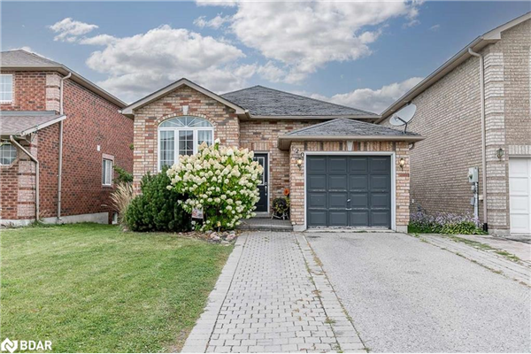 120 Courtney Crescent, Barrie