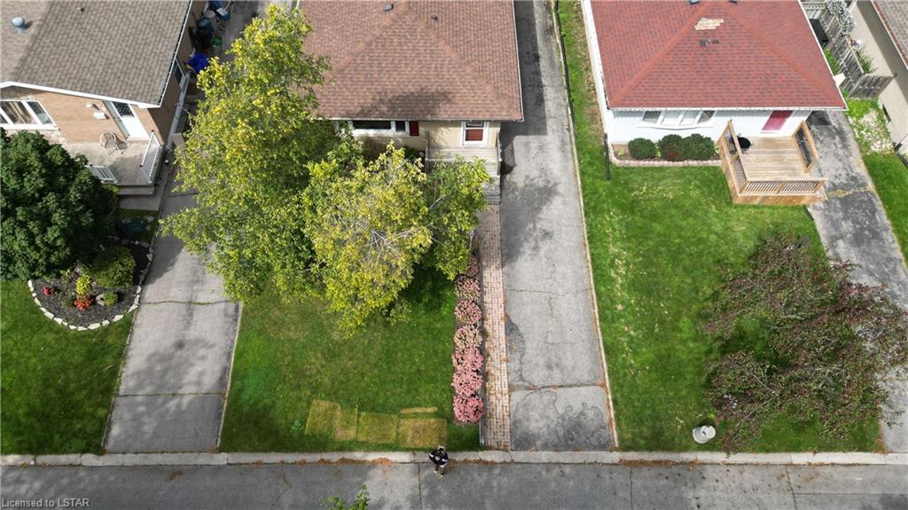 77 Talavera Crescent