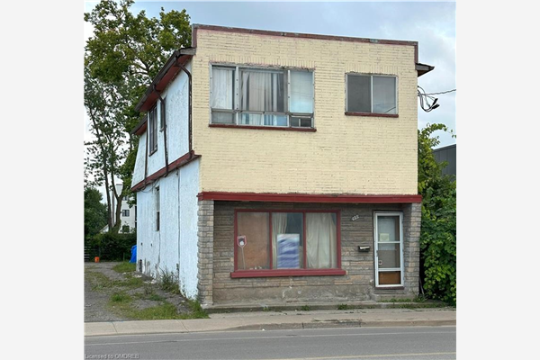 455 East Main Street, Welland