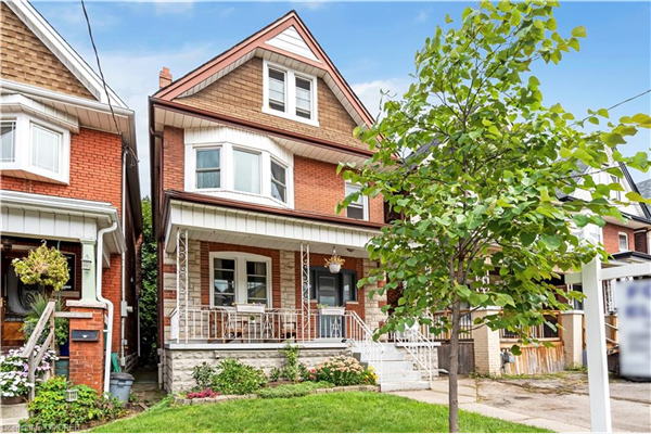 21 Senator Avenue, Hamilton