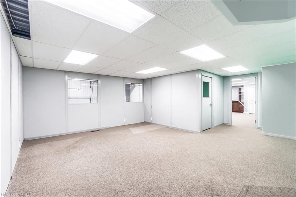 1015 Ridgeway Road