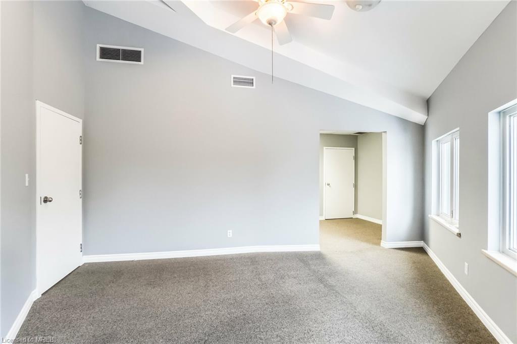 1015 Ridgeway Road