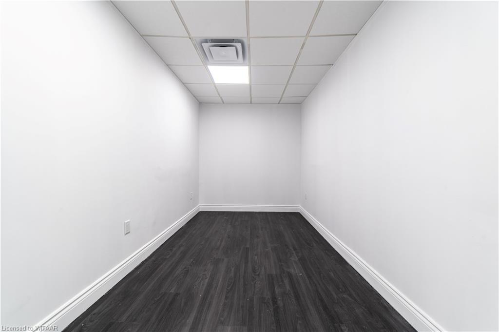 290 Dundas Street