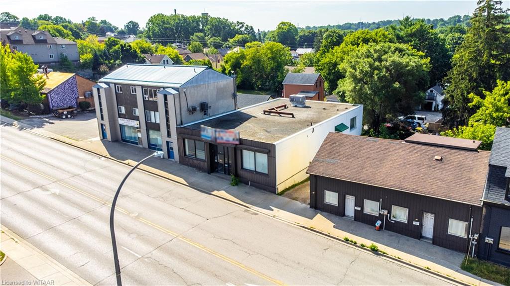 290 Dundas Street