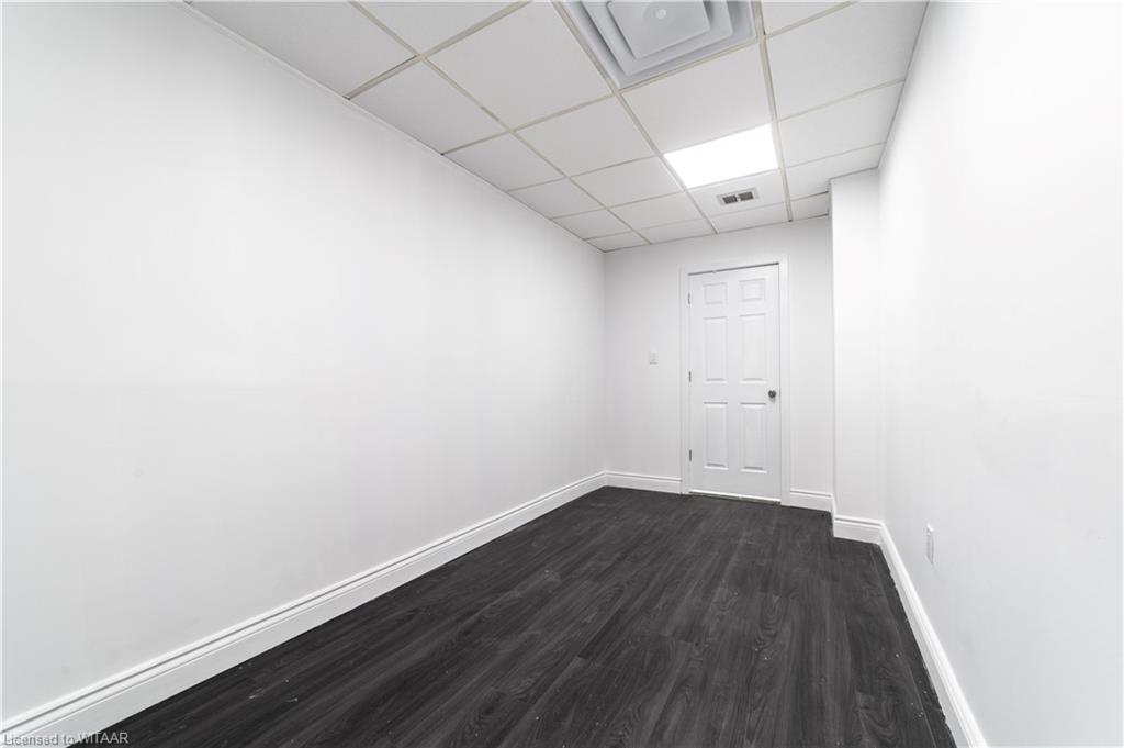 290 Dundas Street