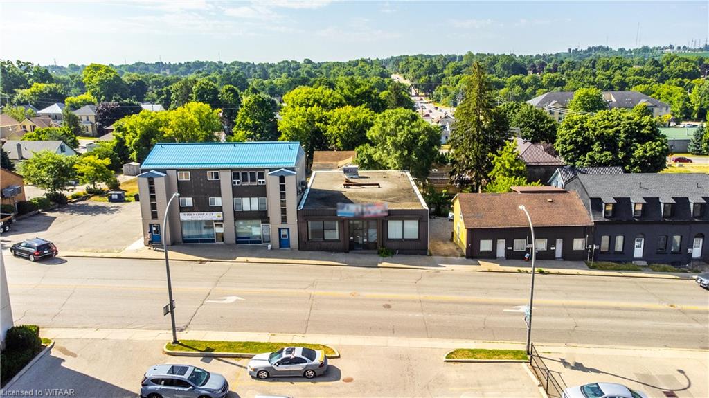 290 Dundas Street