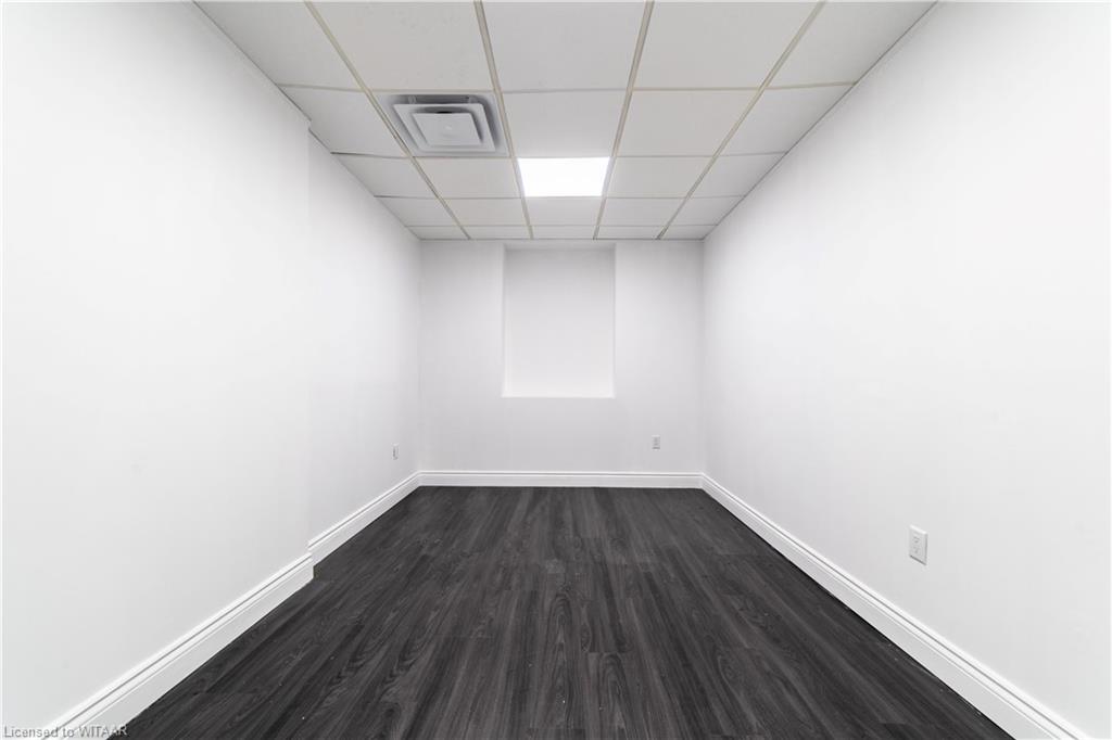 290 Dundas Street