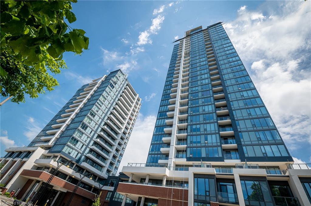 15 Wellington Street S, #2402