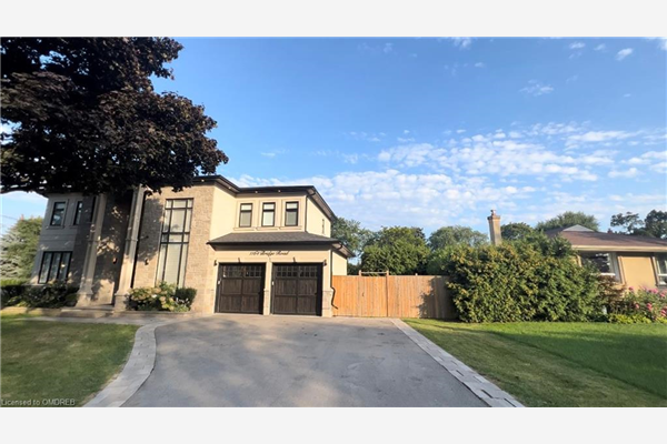 1164 Bridge Road, Oakville