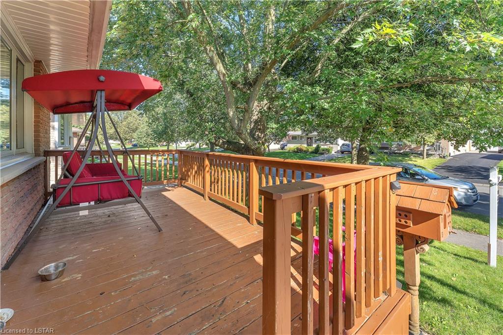 116 Alayne Crescent