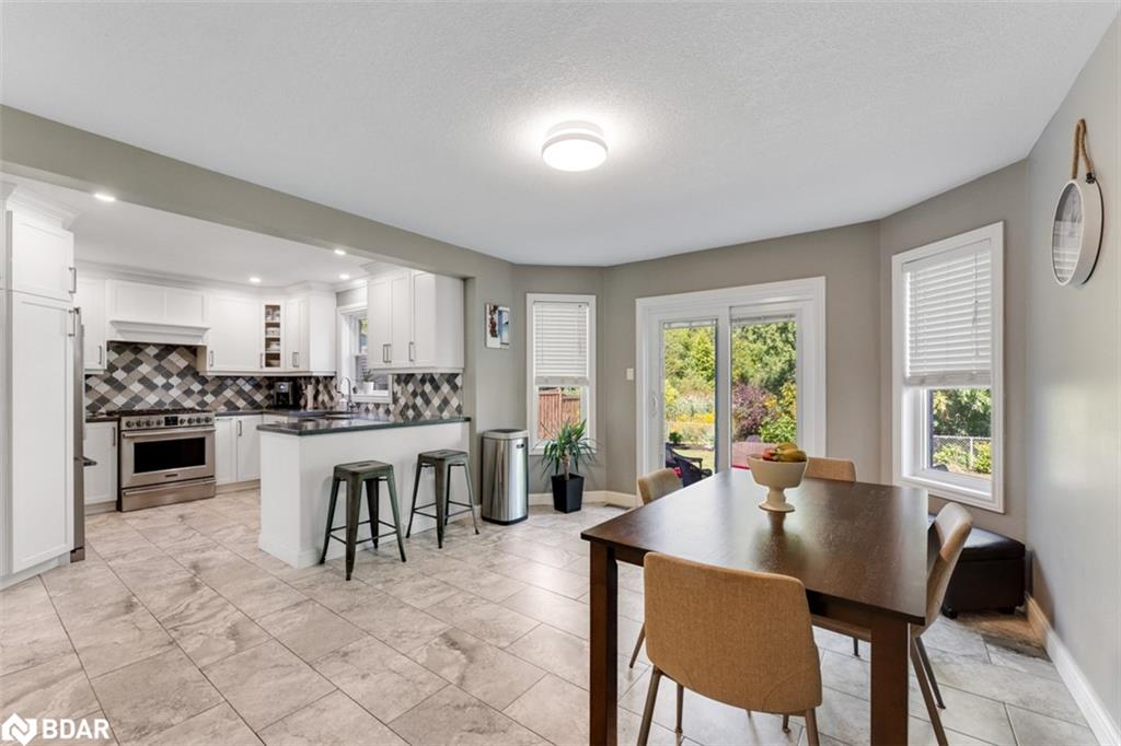 Listing 40482414 - Large Photo # 6