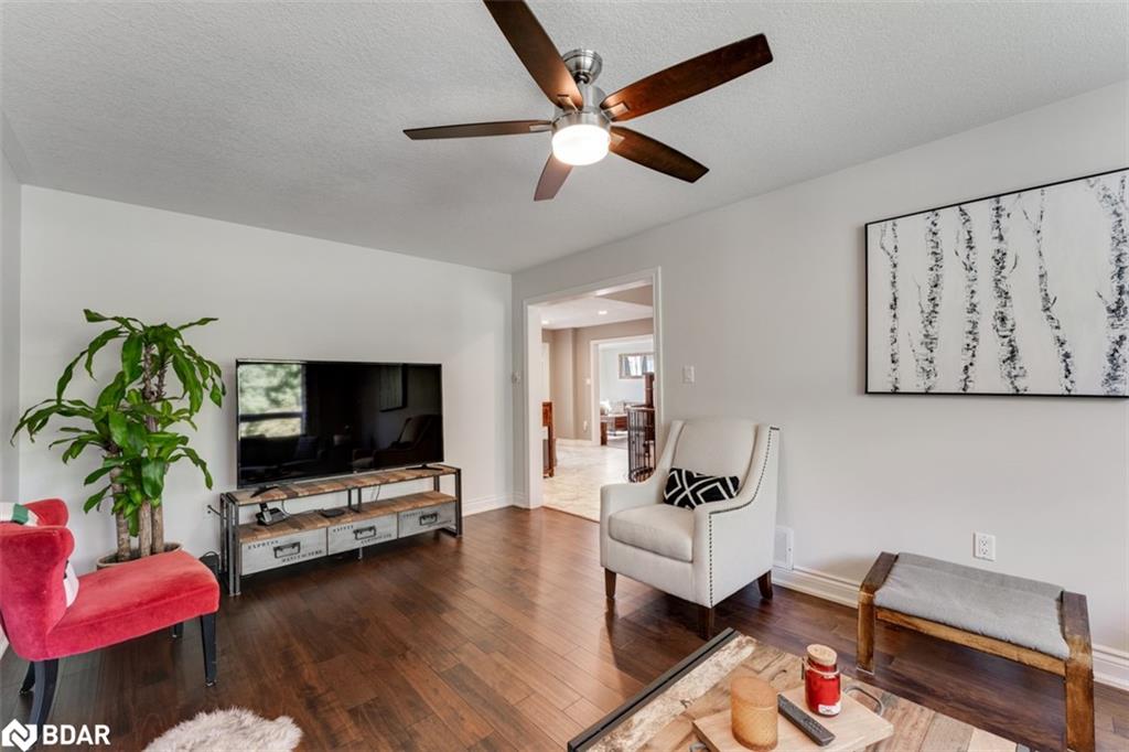 Listing 40482414 - Large Photo # 10