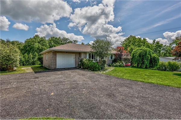 10180 Wellington Road, St. Thomas