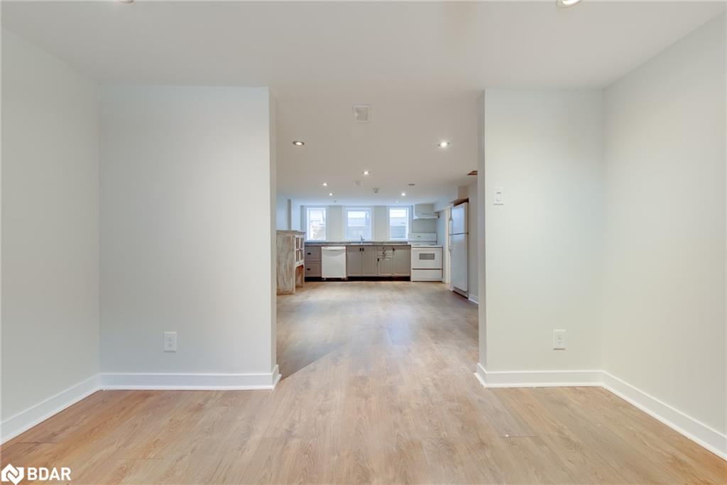 Listing 40483336 - Large Photo # 6