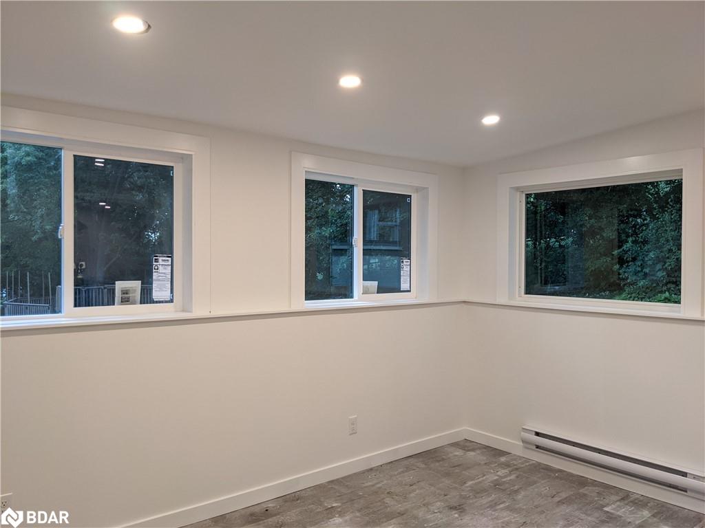 Listing 40483451 - Large Photo # 4