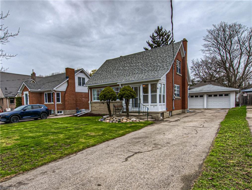 6 Margaret Avenue N