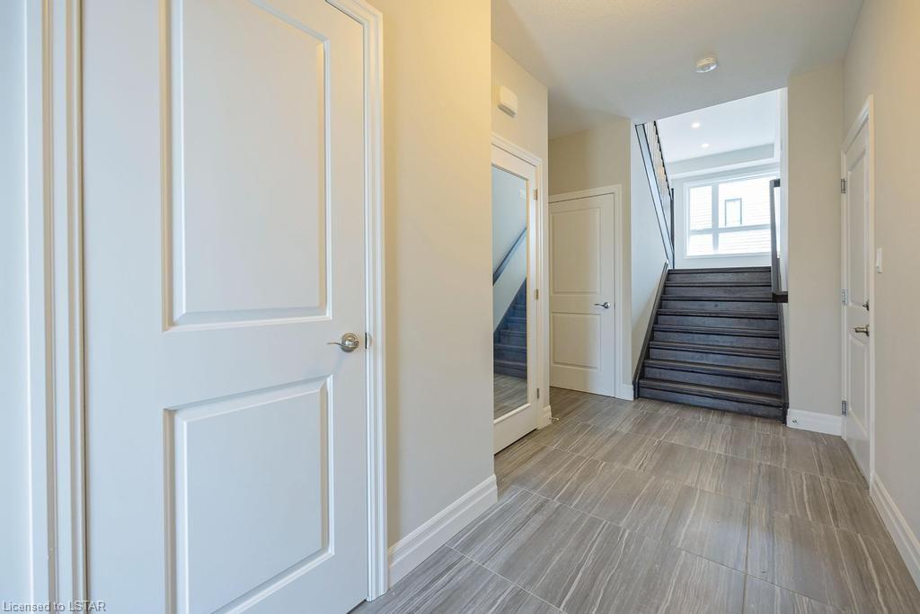 811 Sarnia Road Road, #6