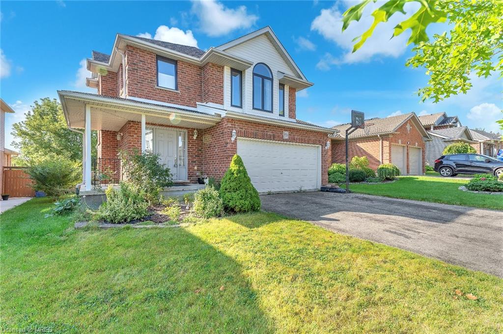 850 Cresthaven Crescent
