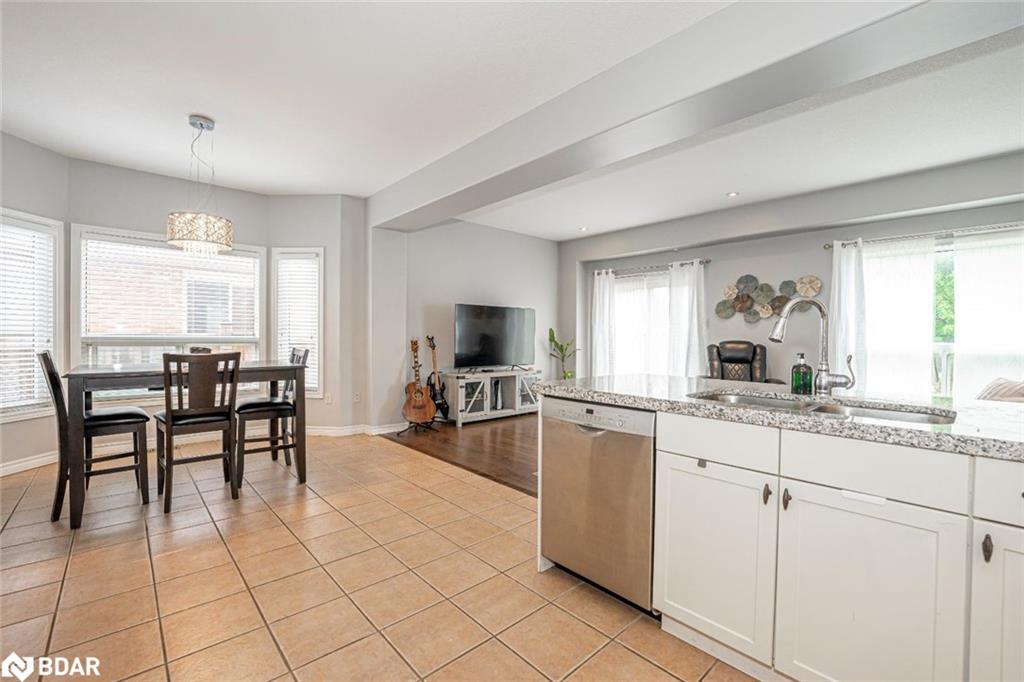 Listing 40484992 - Large Photo # 6