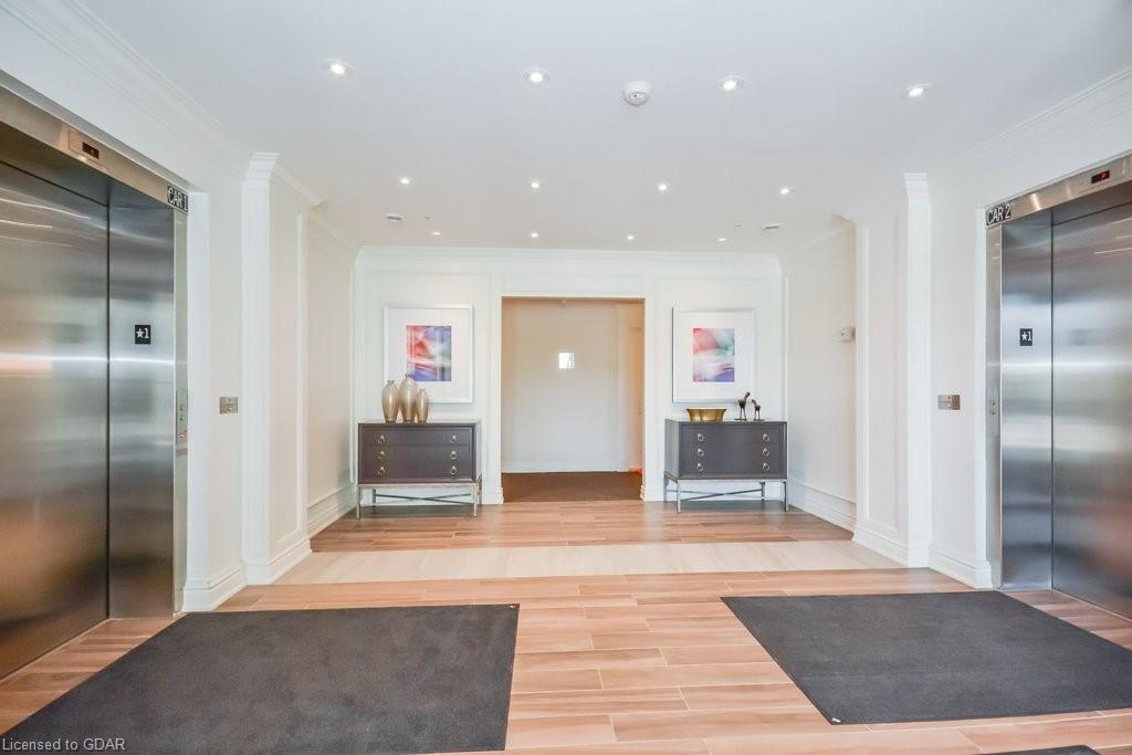 1077 Gordon Street, #137