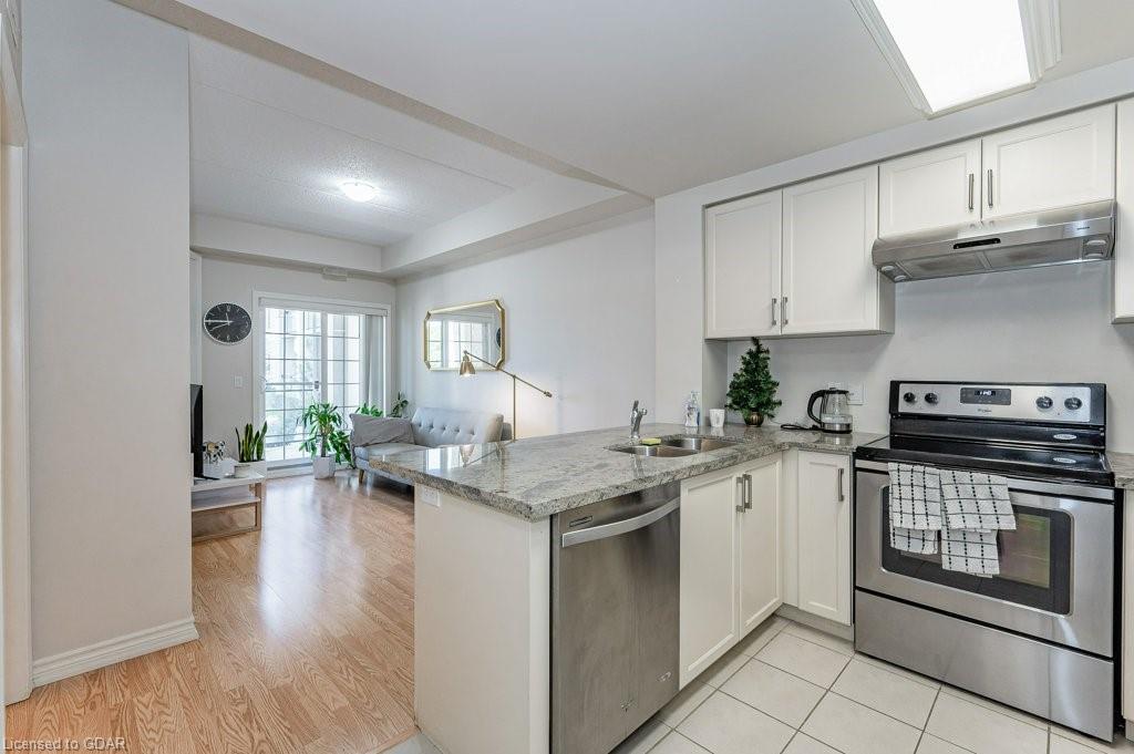 1077 Gordon Street, #137