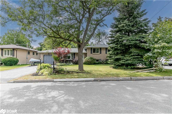 28 Harding Avenue, Barrie