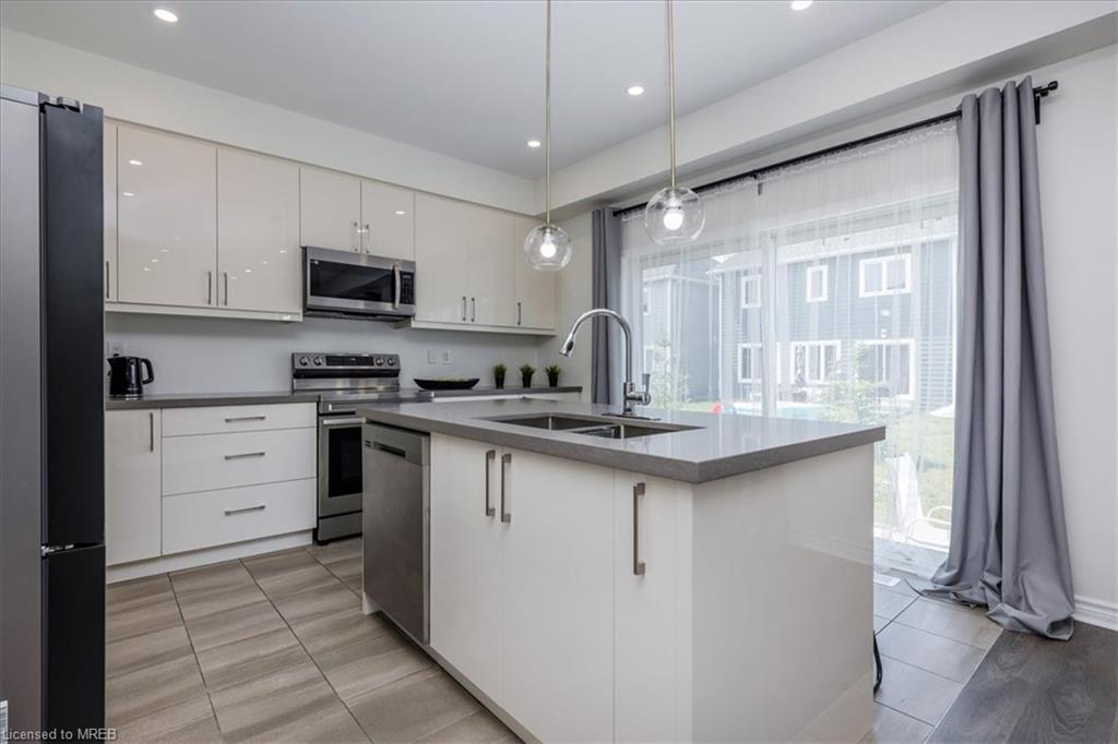 19 Bobolink Drive