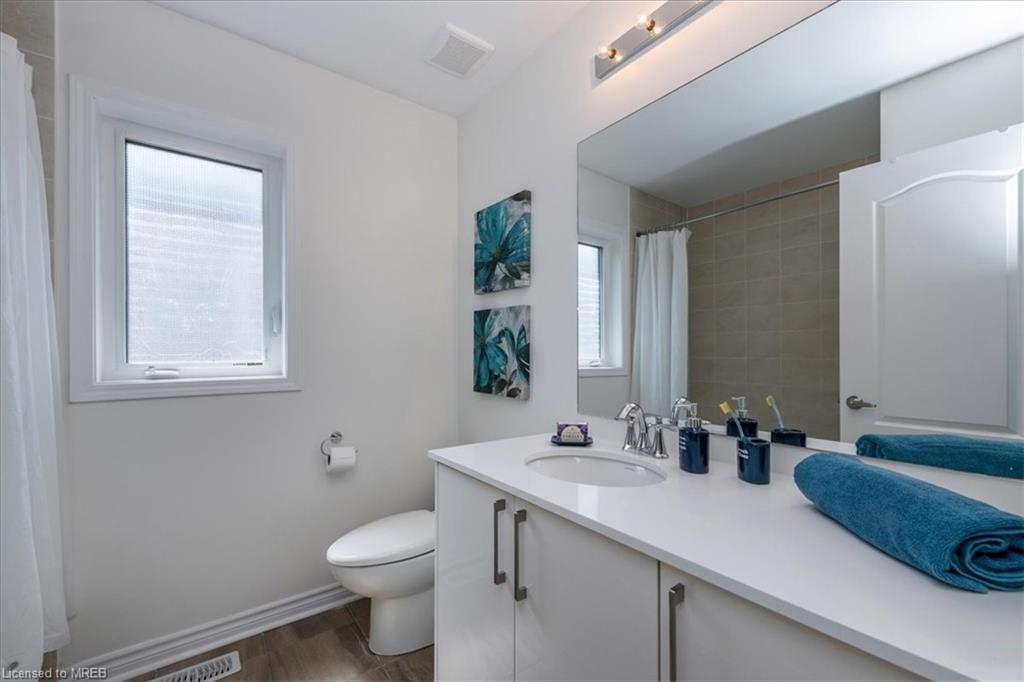 19 Bobolink Drive