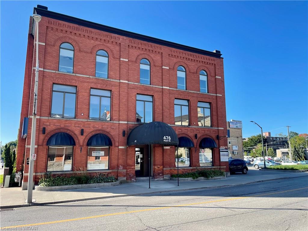 476 Peel Street