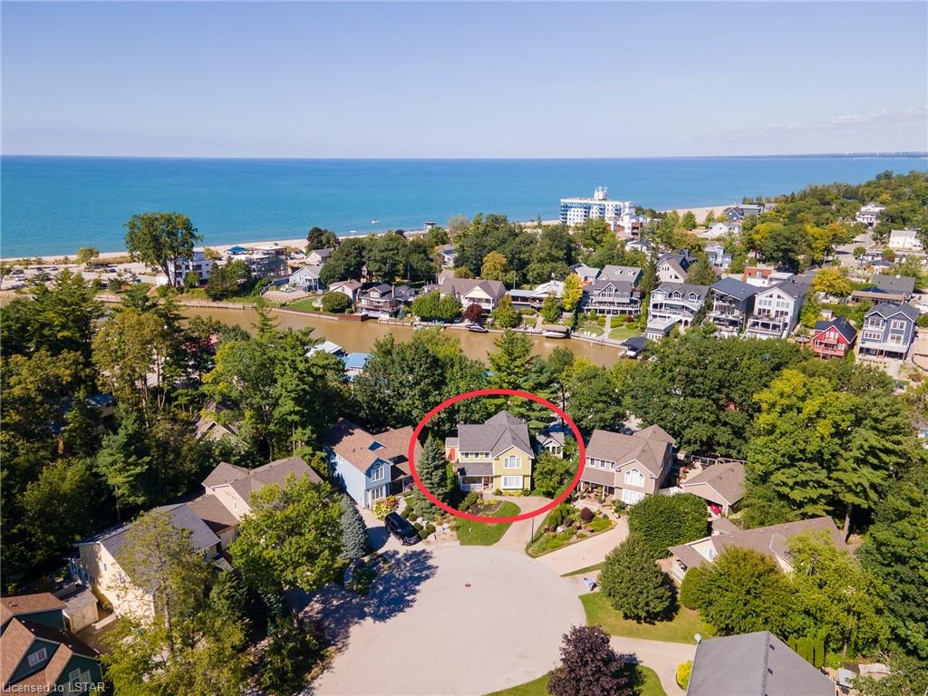 12 Harbour Park Court