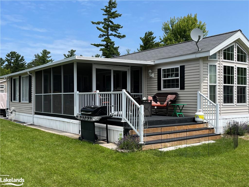 15 Kenora Trail