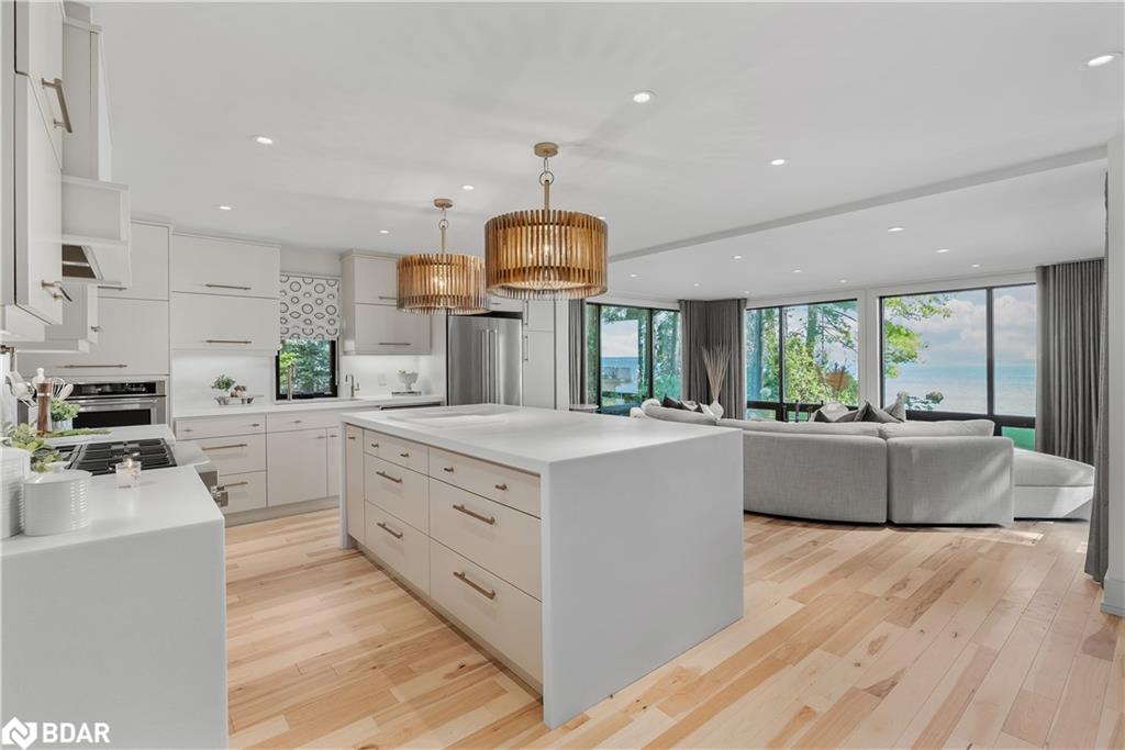 3203 Summer Place