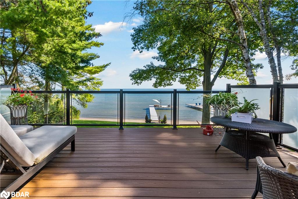 3203 Summer Place