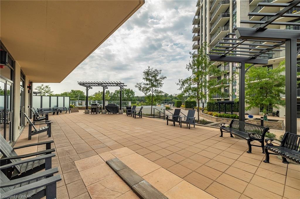 155 Caroline Street S, #904