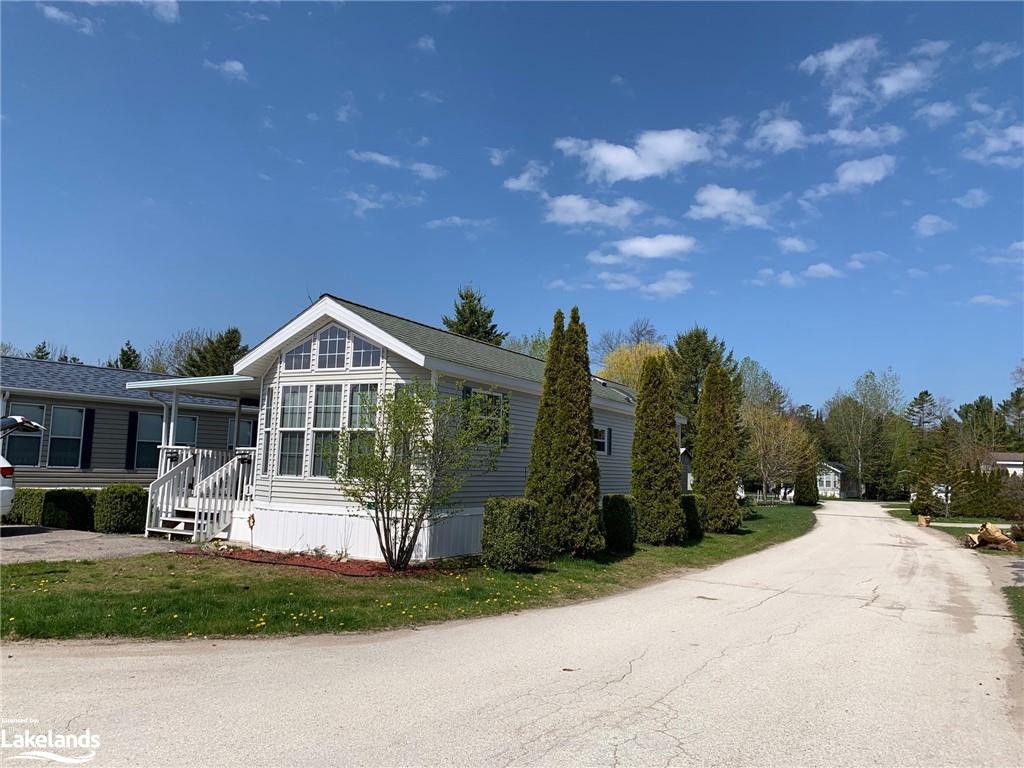 1 Huron Circle