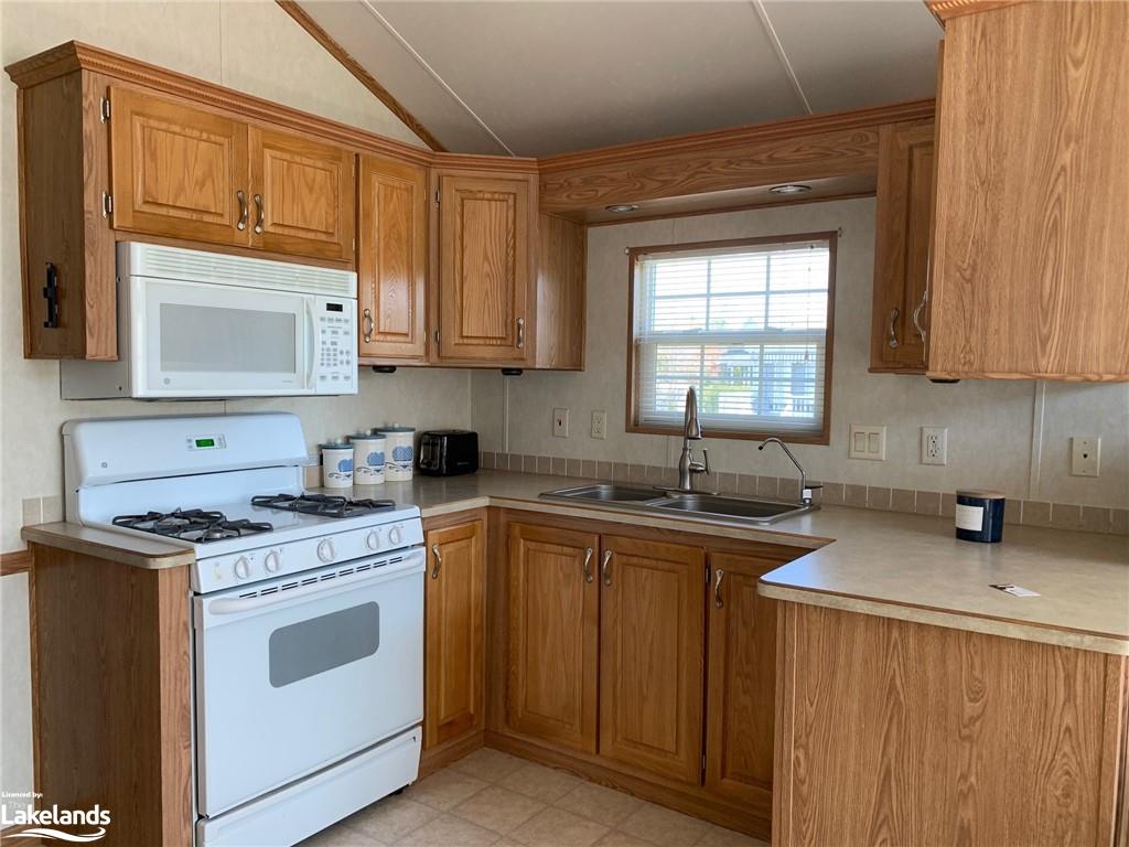 1 Huron Circle