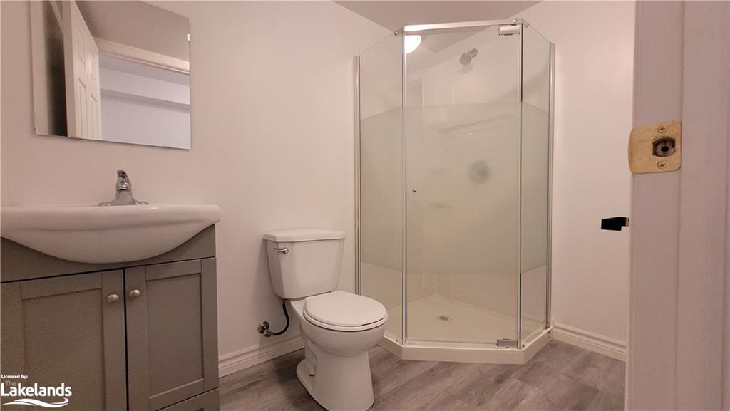 280 River Road E, #A16