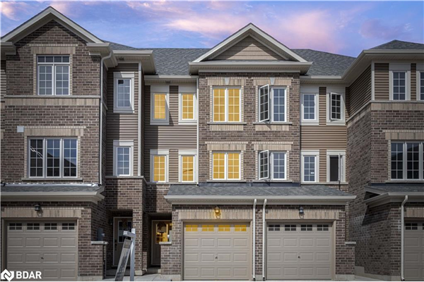 47 Pumpkin Corner Crescent, Barrie