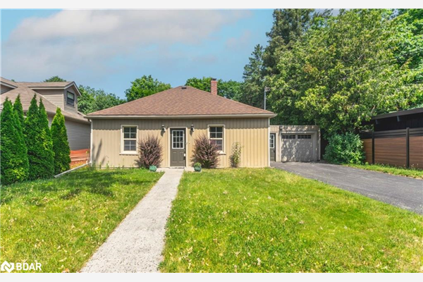 330 Shanty Bay Road, Oro-Medonte