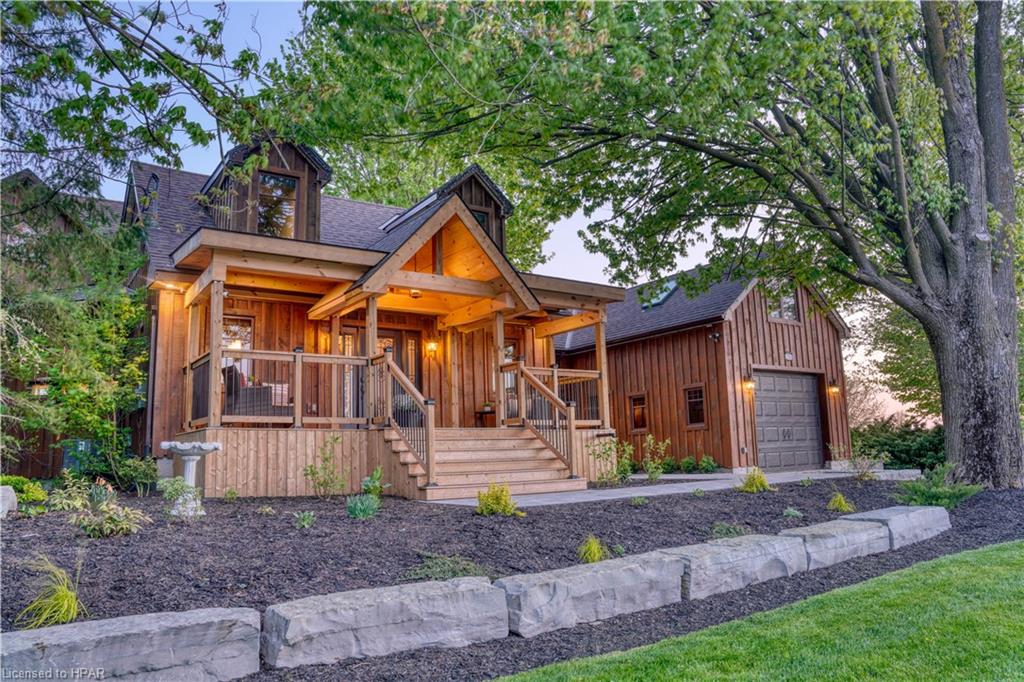 659 Huron Street