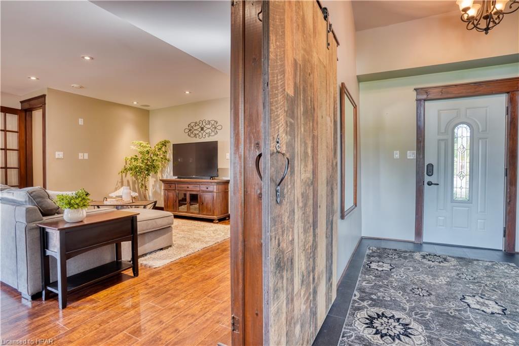 659 Huron Street