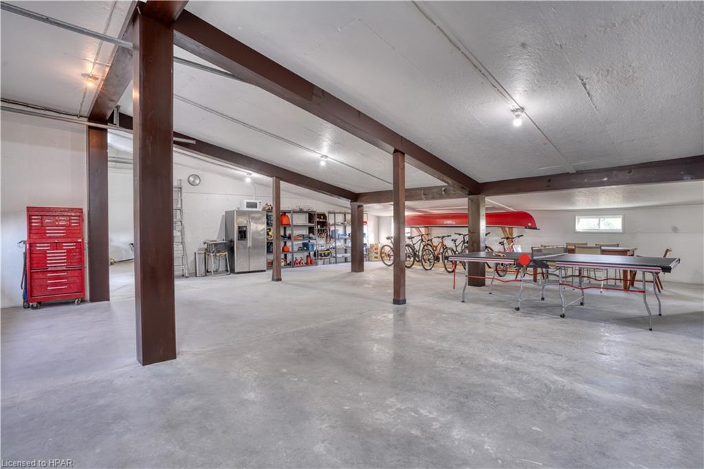 659 Huron Street