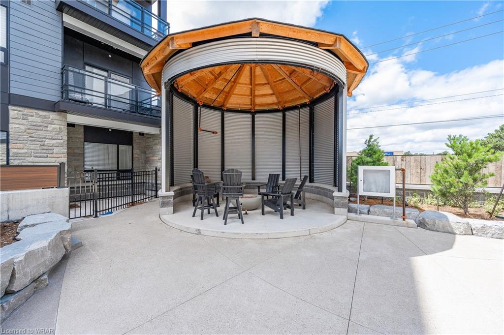 243 Northfield Drive E, #304