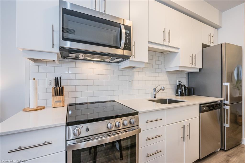 243 Northfield Drive E, #304