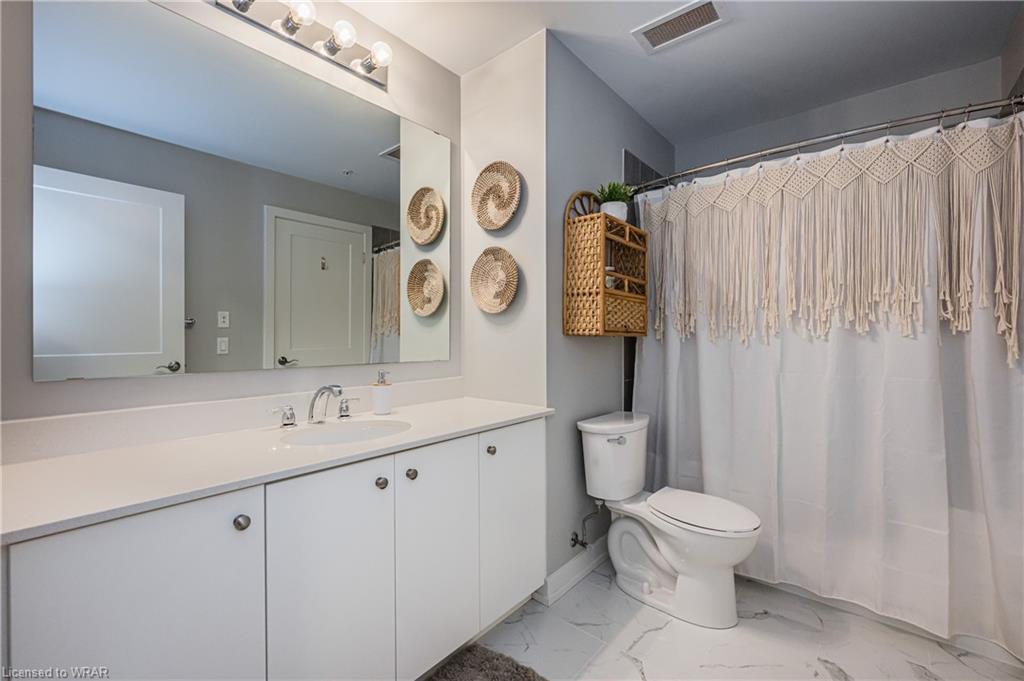 243 Northfield Drive E, #304