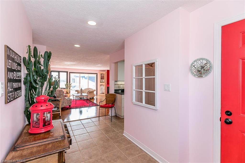 585 Atherley Road, #201